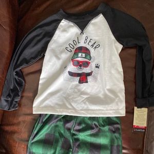 Cuddl Duds new with tags pajamas 4T